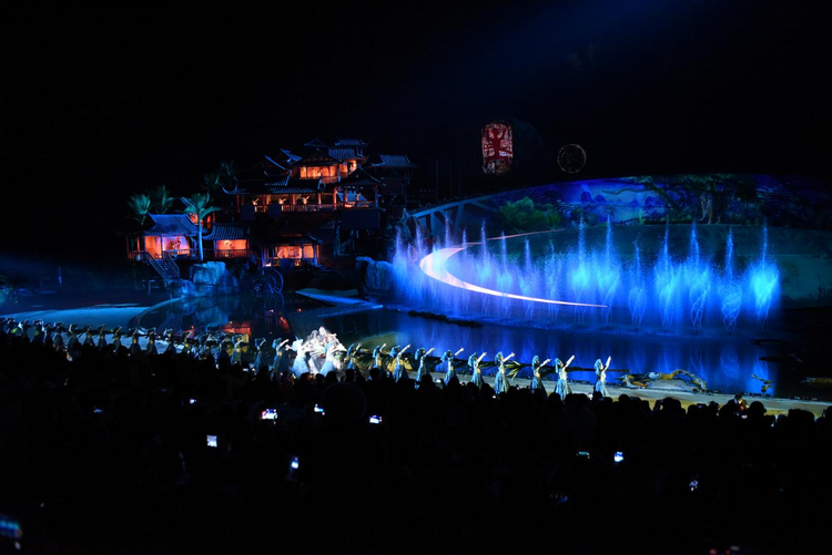 水中升降旋转舞台的介绍